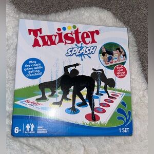 Never before used Twister Splash Game